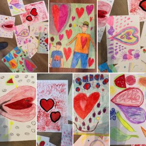 kolaż zdjęć - rysunki dzieci - serca